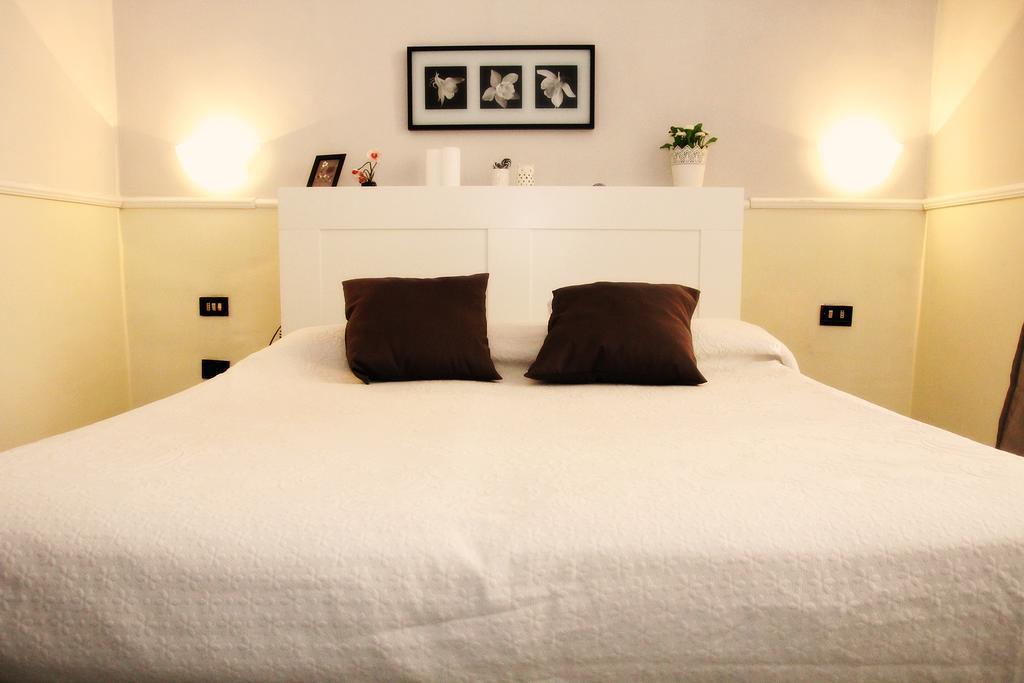 Hotel Luna Rossa Nápoly Kültér fotó