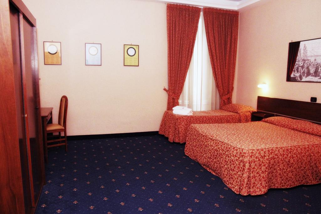 Hotel Luna Rossa Nápoly Kültér fotó